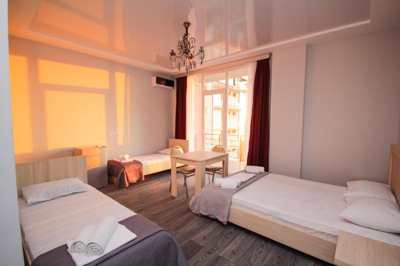 Guest House 99 Batumi Esterno foto